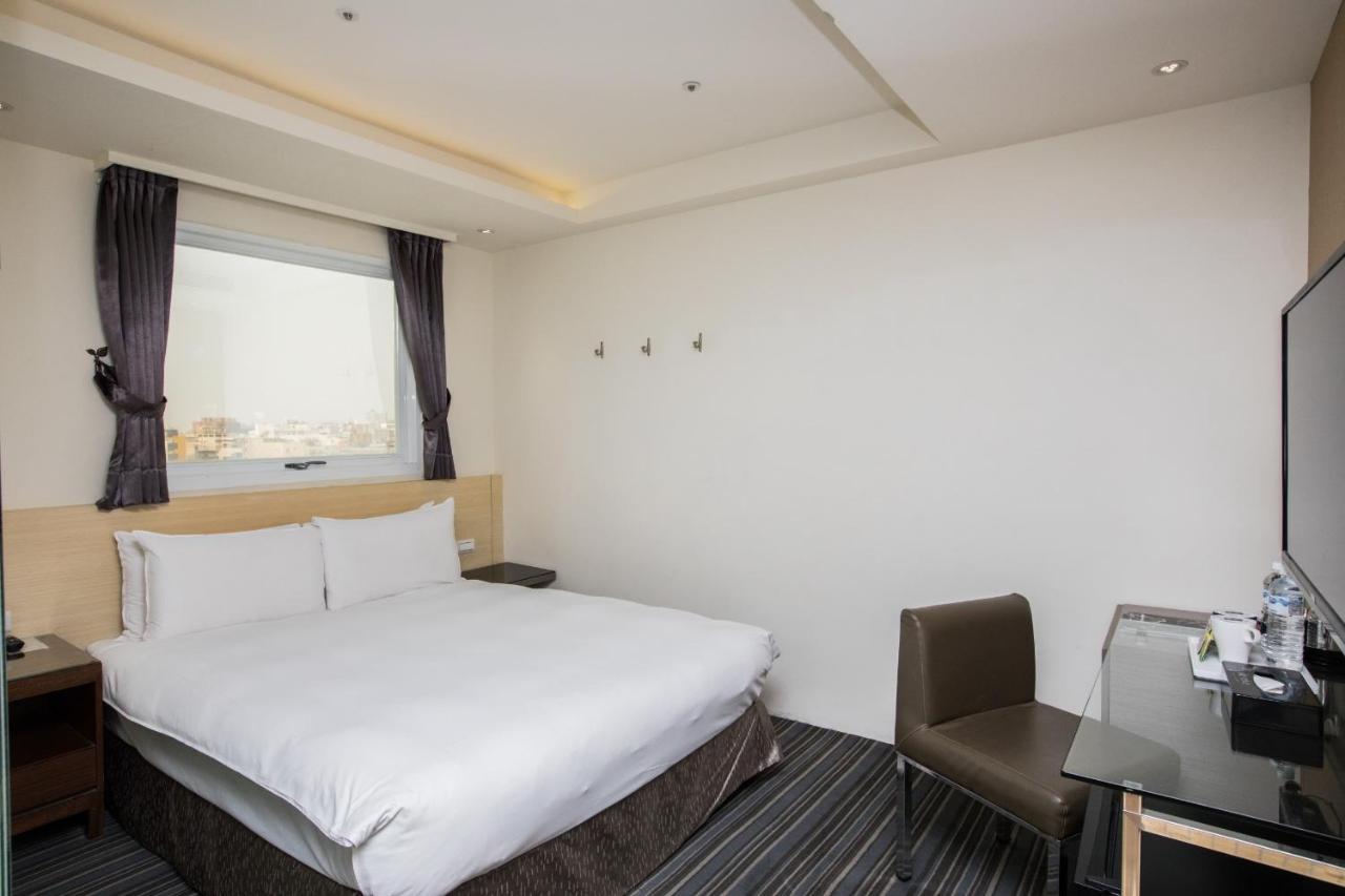 De Reve Express Hotel Chiayi Eksteriør billede