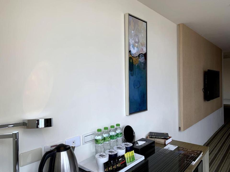 De Reve Express Hotel Chiayi Eksteriør billede