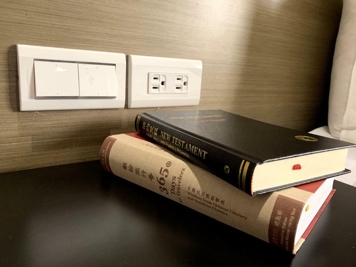 De Reve Express Hotel Chiayi Eksteriør billede