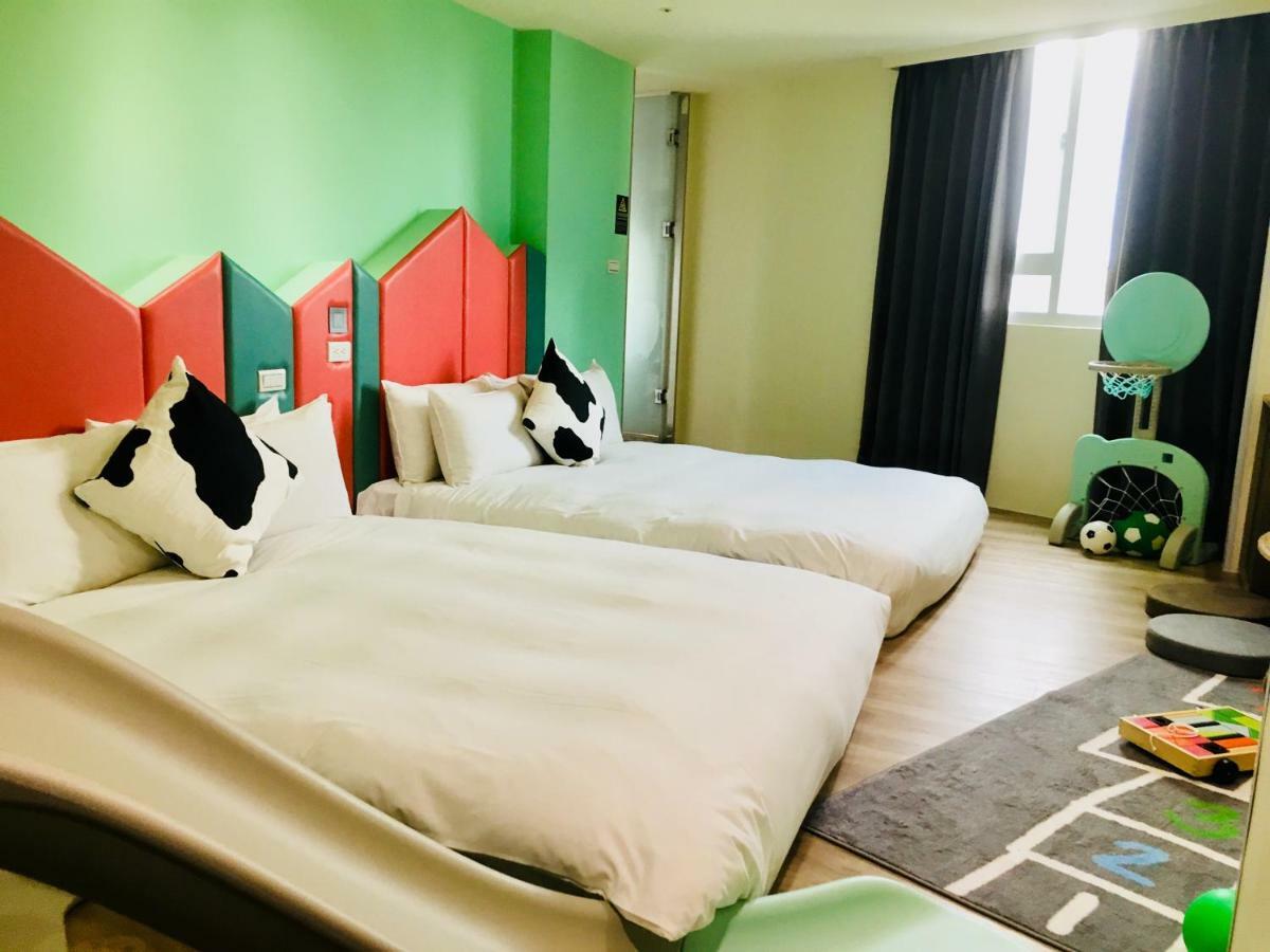 De Reve Express Hotel Chiayi Eksteriør billede