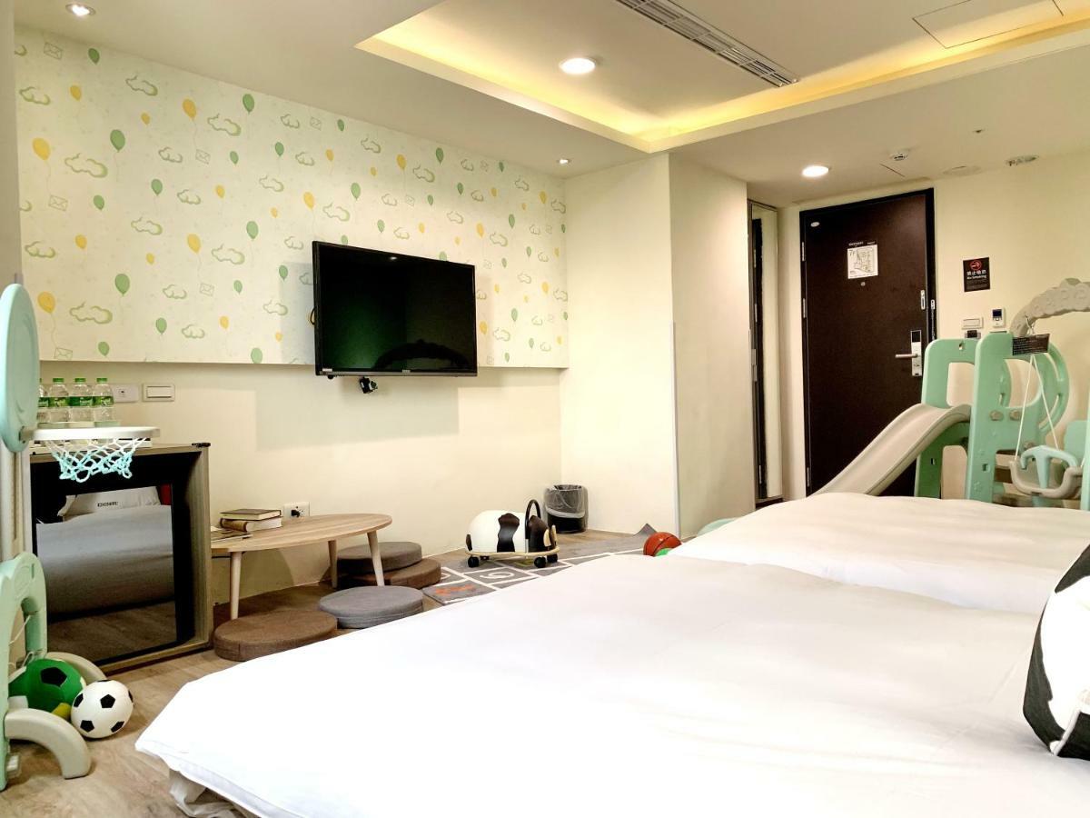 De Reve Express Hotel Chiayi Eksteriør billede